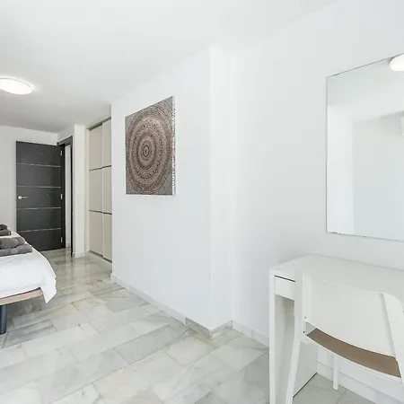 Luxury With Private Pool * ベナルマデナ