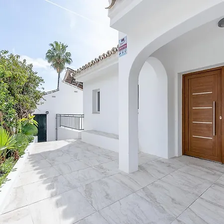 Luxury With Private Pool Benalmádena