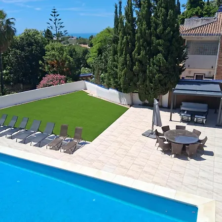 Luxury With Private Pool Villa